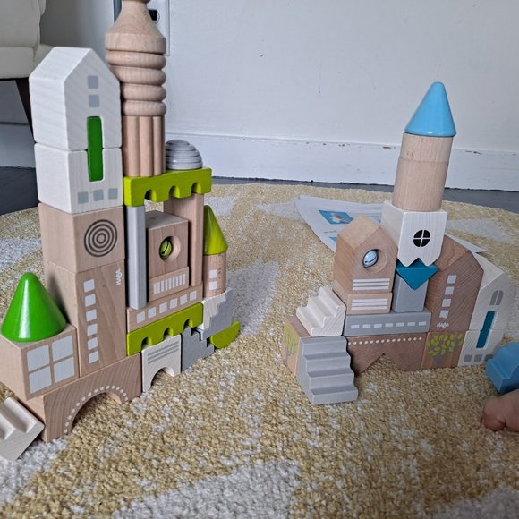 HABA Wooden 18pc Bad Rodach Building Blocks (Made in Germany) - Picture 2 of 2